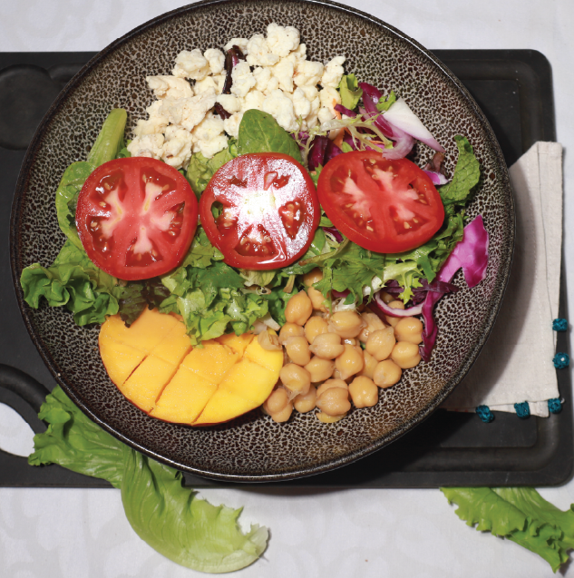 Chickpeas cottage cheese salad